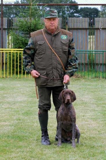 Priateľ Ing. Paľo so svojim pomocníkom