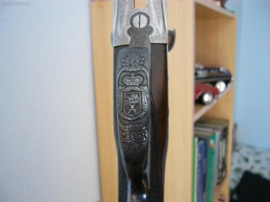 neviete prosím akému rodu patrí erb na zbrani?