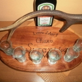 ...dokončená likérnička na našu chatu.