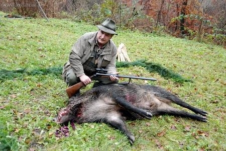 Napadnutý a útočník/spadnutý/