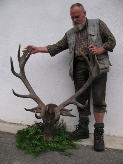 ... lovecký průvodce se loučí s králem Bílých Karpat ( 221 bodů CIC )