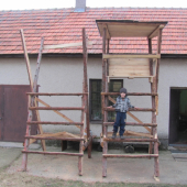 4 hodinky práce s malým pomocníkom :))