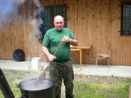 Príprava pre spoločné posedenie