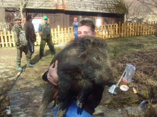 samo mi skočilo do náručia
