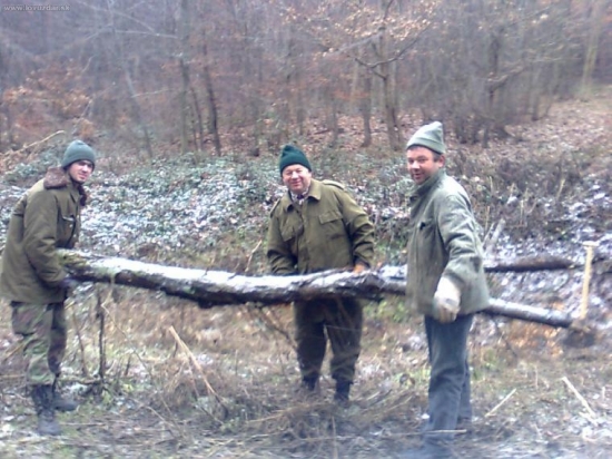 branik210,akim a jeho brasko pri cisteni lesa
