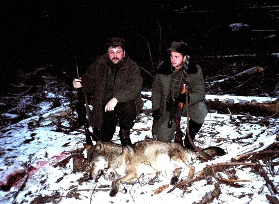 ...s Pasom nad kapitalnym vlkom...