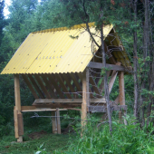 Nový, už len naplniť dobrým senkom