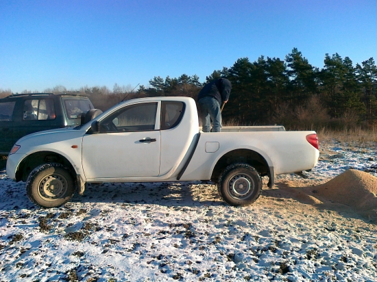 Prituhlo,treba pomôcť.