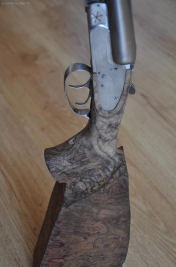 Už je doma a slepená