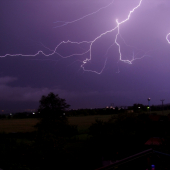 len sa tak blýskalo ! !