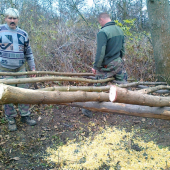 stavba prikrmovacieho zariadenia