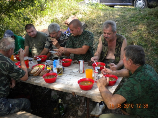 po namahavej praci trošku občerstvenia 2