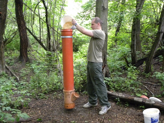 Dopĺňanie krmítka