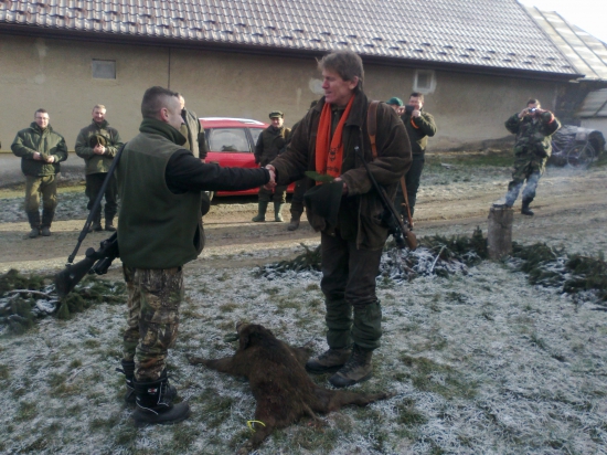 prasiatko zo spoločnej polovačky