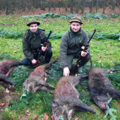 Moje prvé diviača (vpravo)