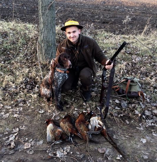 Poľovník bez psa,polovičný poľovník..