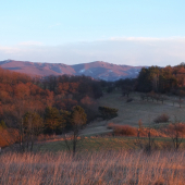Od predhoria až po hrebeň.