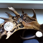 hodiny v 190b lopatke