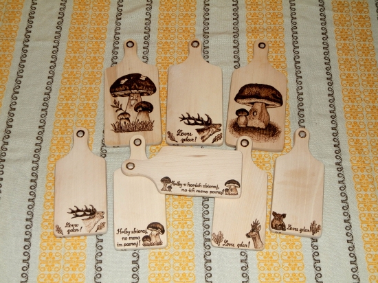 Lopáriky pre poľovníka aj hubára