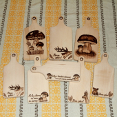 Lopáriky pre poľovníka aj hubára