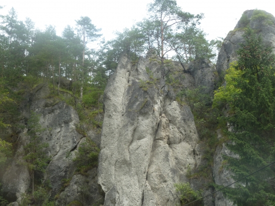SUĽOV