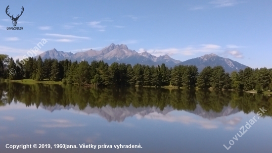 Tatry od rybníka