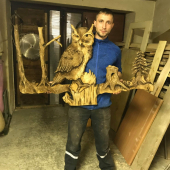 Bude strážiť majiteľa z balkóna