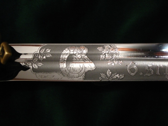 Detail leptu loveckého tesáku