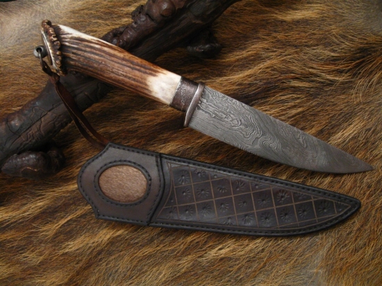 Damaškový nůž s parohem