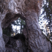 Brána pod Poludnicou