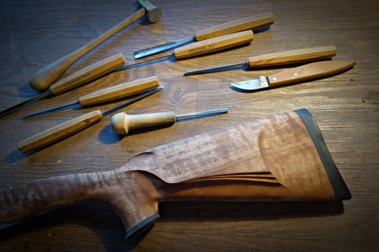 Práce na pažbě pro Mannlicher