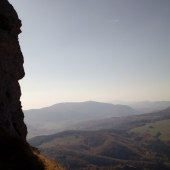 Tvoja tvar vypadá  povedome...