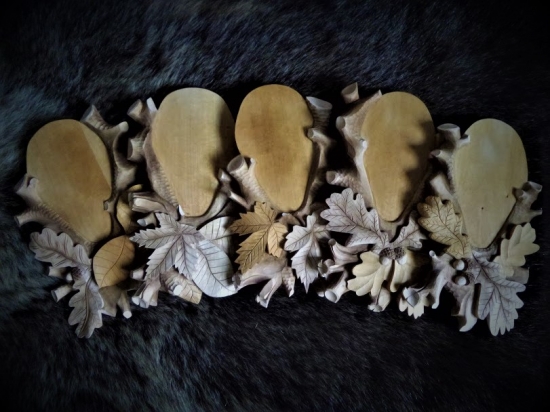 Set srnčích podložiek.