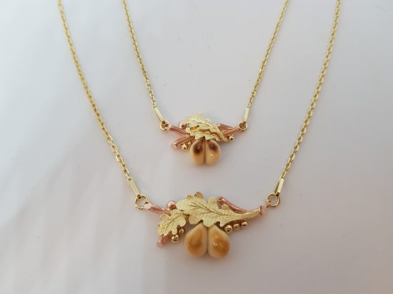 Poĺovnicke šperky-nahrdelniky