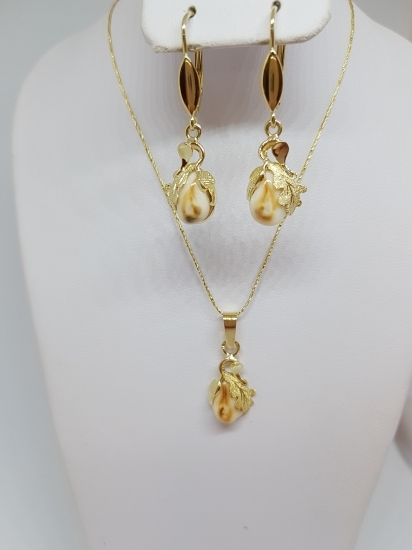 Poĺovnicke naušnice  s priveskom z grandli