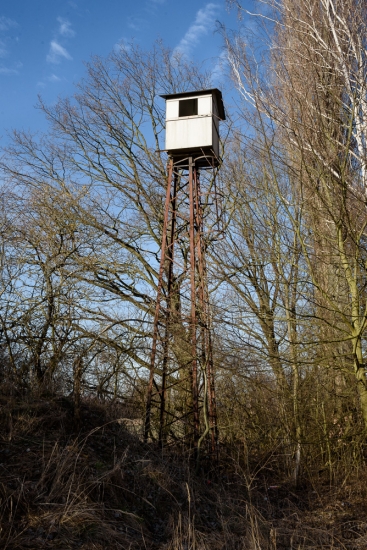 posed na ocelové sloupu