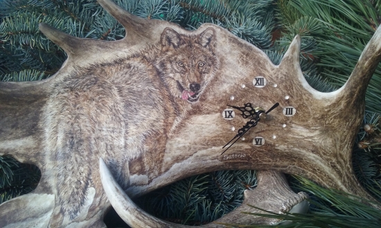 HODINY Z DANČÍ LOPATY - vlk