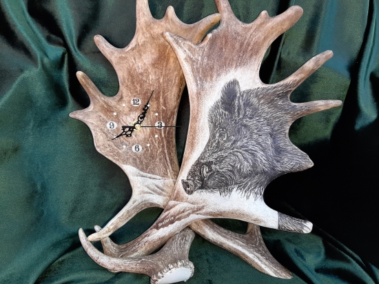 Hodiny z daňčích lopat - Divočák