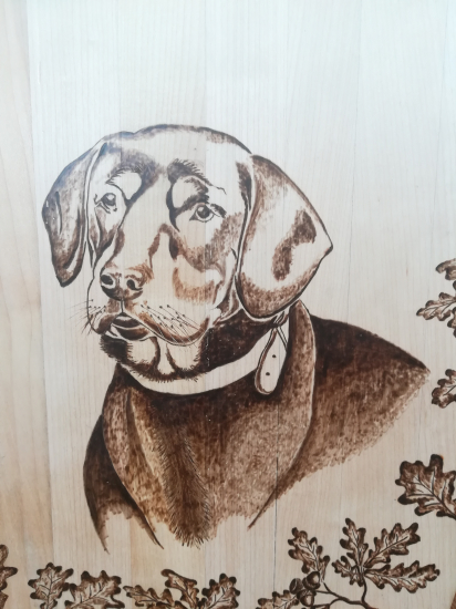 Ku stolovej doske detajl