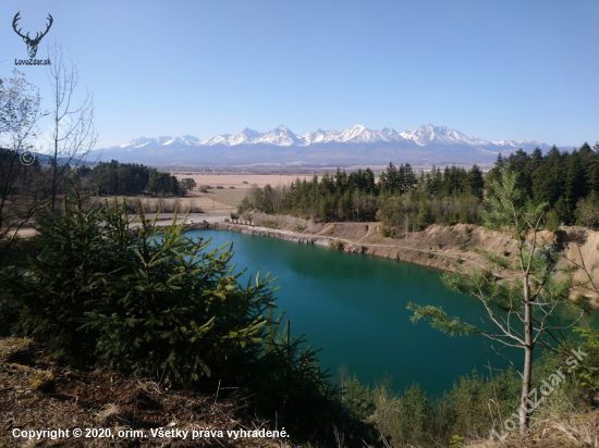 Tatry od kamenolomu Kvetnica