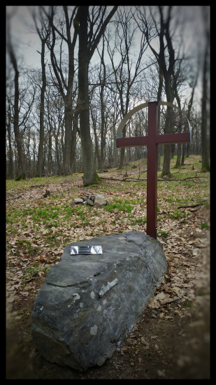 Kríž na Kochanovskej hore