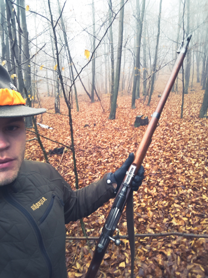 S Mannlicherkou na prechádzke