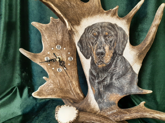 Hodiny z daňčích lopat - Slovenský kopov