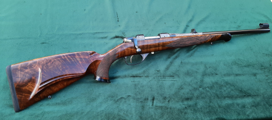 Nová pažba na CZ 527 CARBINE,moje práce.