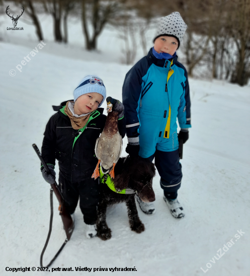 Starši syn kynológ,mladší zase poľovník . Poľovníctvo má zmysel ❤