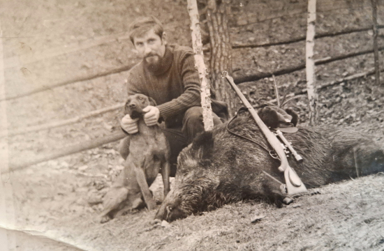 Starký so svojou farbiarkou a slušným úlovkom