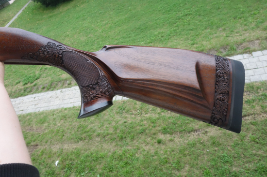 Zdobení pažby na CZ 550