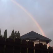 Na chviľku sa ukázala.