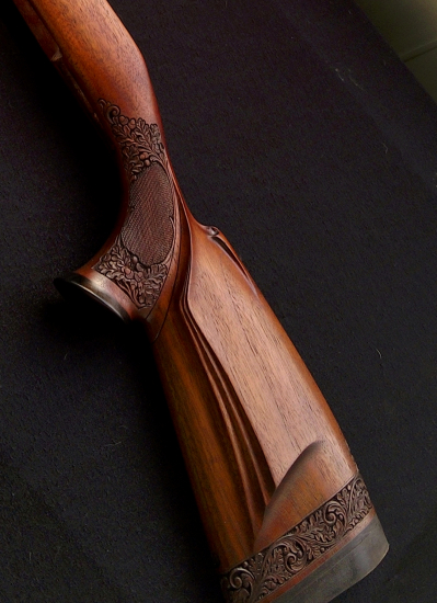 Kompletní přestavba pažby na kulovnici Cz550 , doplněno ebenem a ručně zhotovenými 