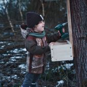 Čo sa chlapček za mladí naučí….